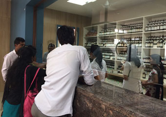 Homoeopathic Medicine dispensing unit